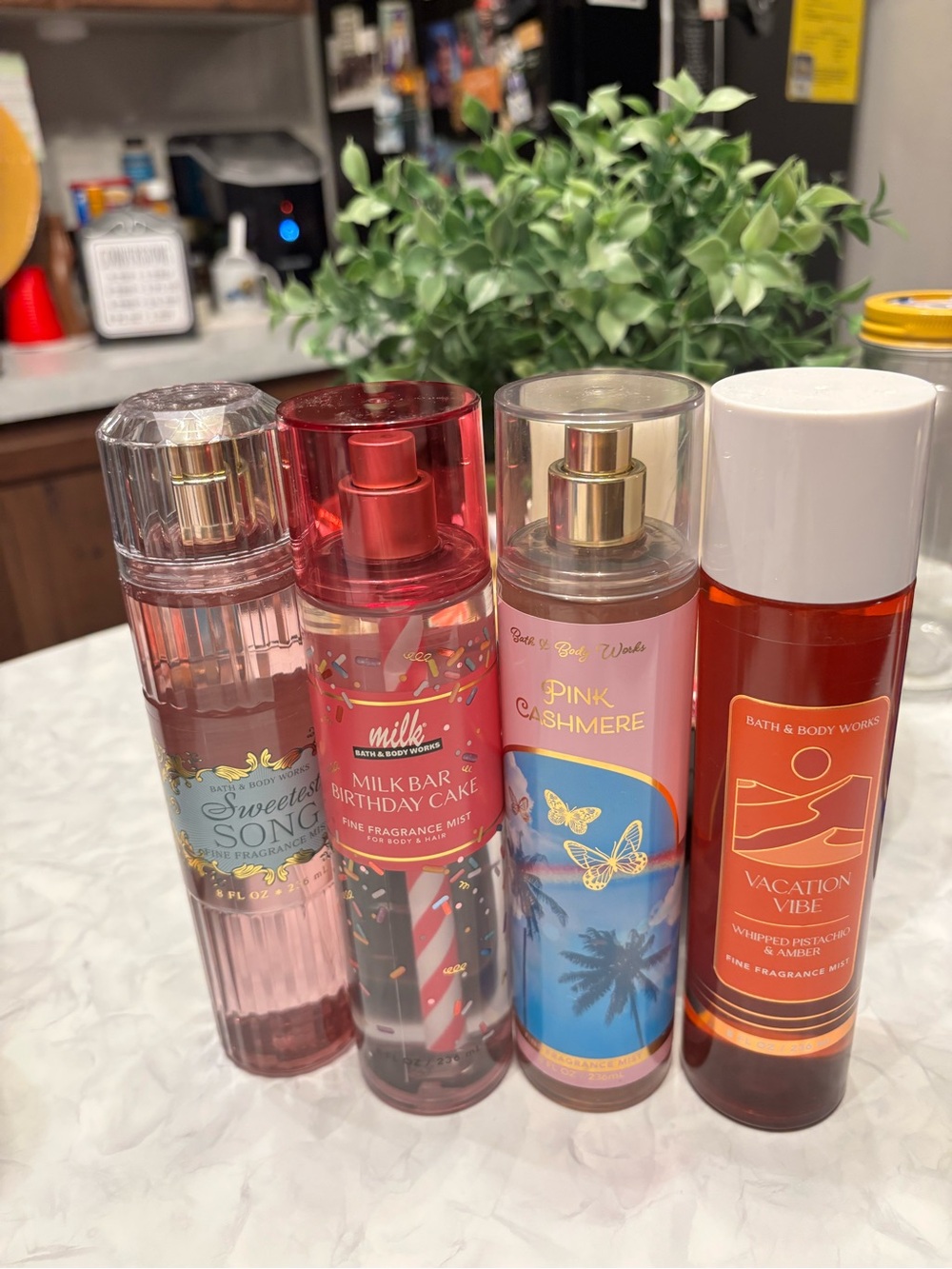 Bath & Body Works Pink Cashmere & Assorted Pink/Red Body Mists